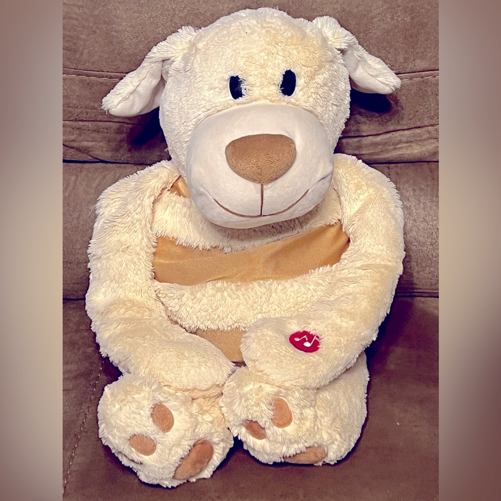 Retired Mushabelly Chatter  Lady Plush Puppy Dog